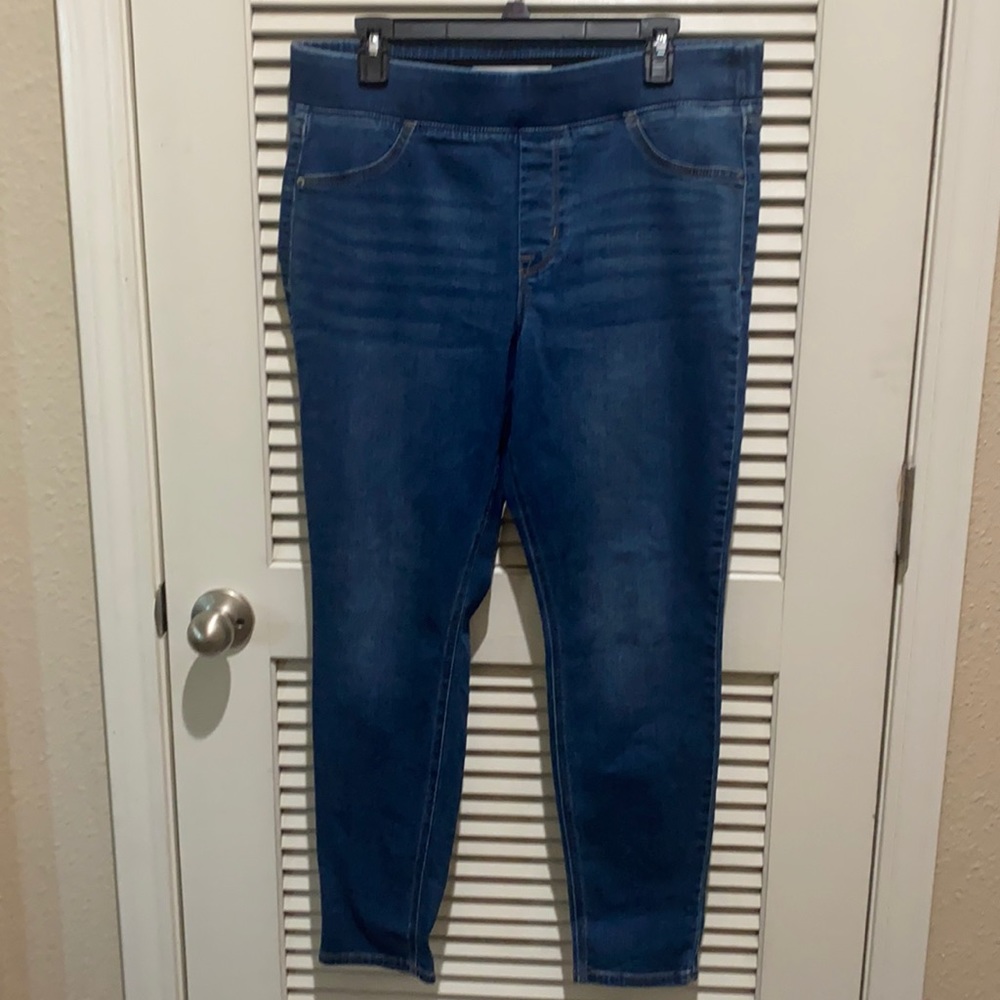 Old Navy Rockstar Pull-on Super Skinny Jeggings, Size 14 Short